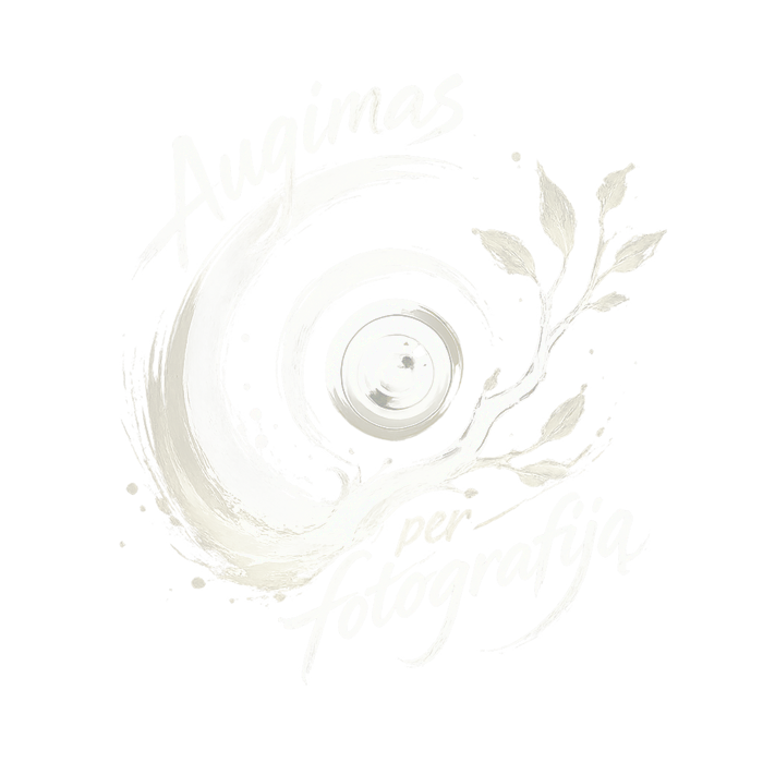 „Augimas per fotografiją“ logotipas